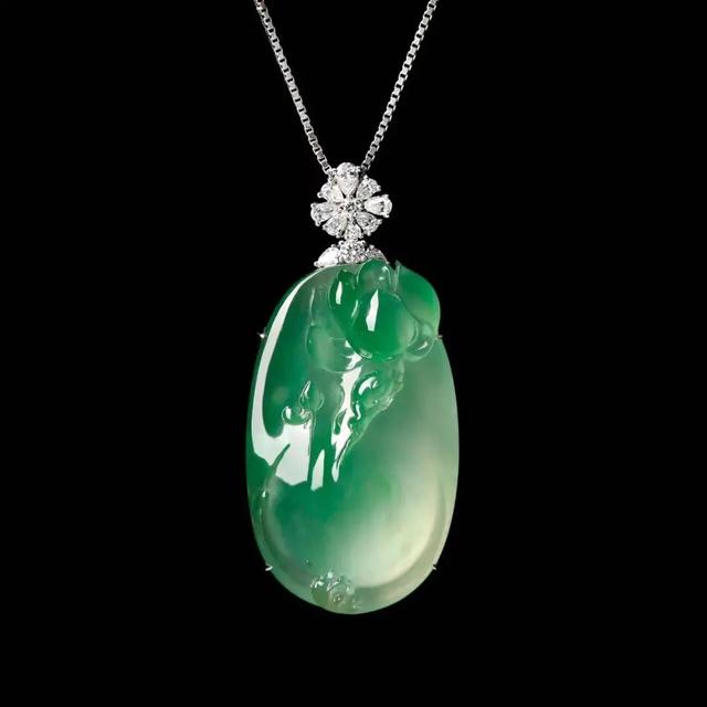 翡翠是否值得收藏？翡翠的涨价风暴即将来袭！